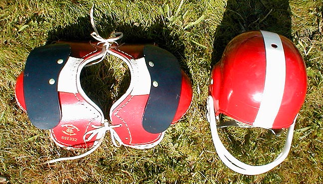 fbdmhelmetpads.JPG